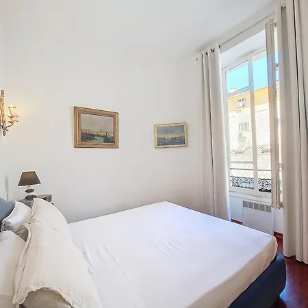 Appartement Nestor&jeeves - Kribi - *